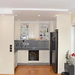 Pp1c-central-spacious, Balcony, Family Withkids, Garage Apartamento *