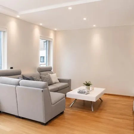 Pp1c-central-spacious, Balcony, Family Withkids, Garage Apartmán *
