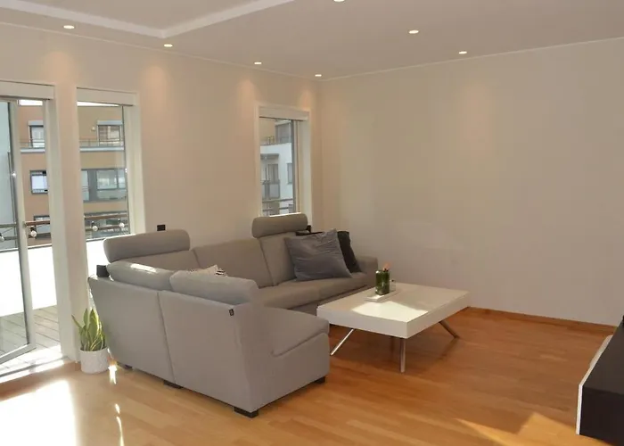 Διαμέρισμα Pp1a-central-spacious,balcony, Family Withkids, Garage